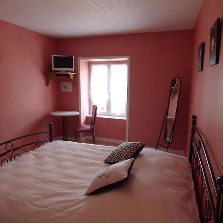 Auberge Des Petits Hotel Saint-Igny-de-Vers ภายนอก รูปภาพ