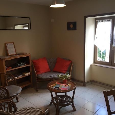 Auberge Des Petits Hotel Saint-Igny-de-Vers ภายนอก รูปภาพ