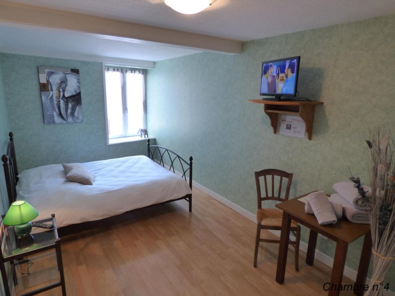 Auberge Des Petits Hotel Saint-Igny-de-Vers ภายนอก รูปภาพ