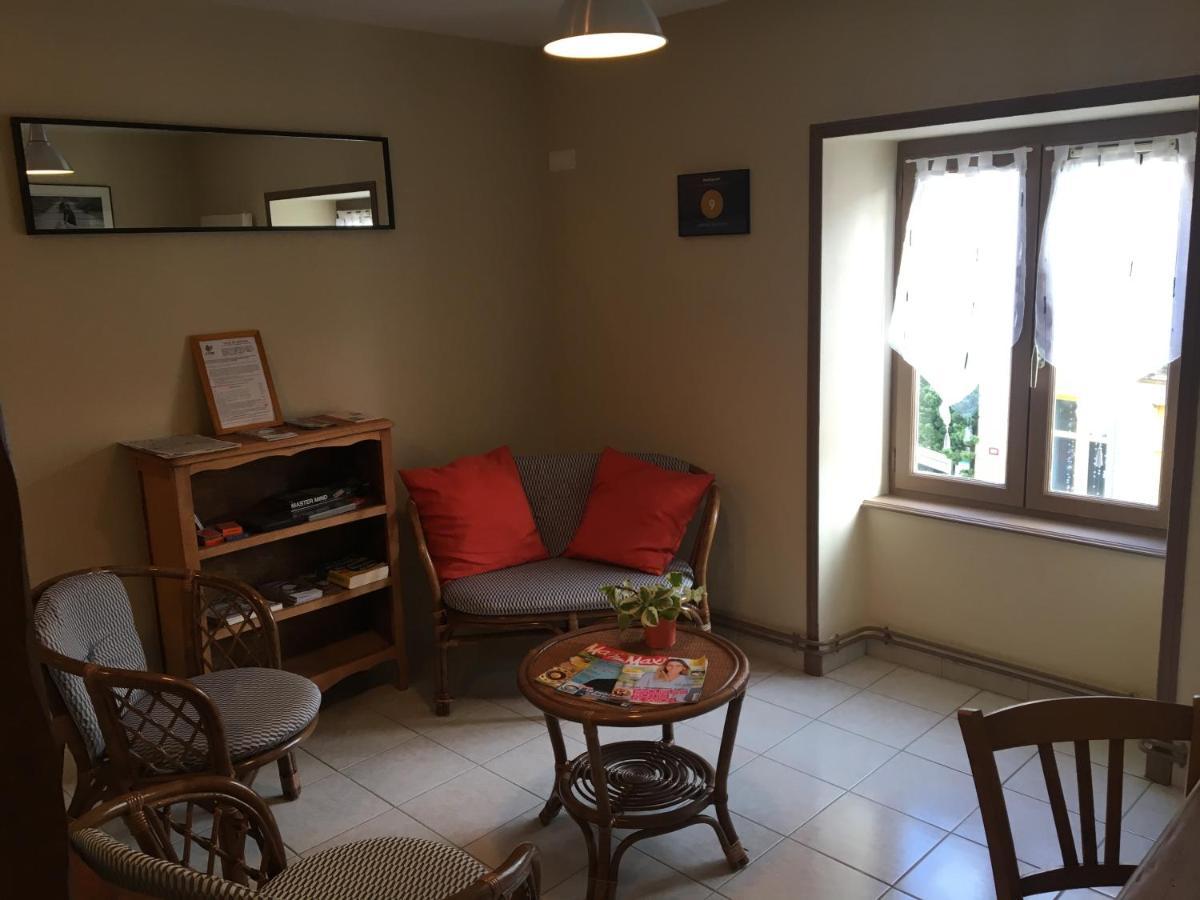Auberge Des Petits Hotel Saint-Igny-de-Vers ภายนอก รูปภาพ