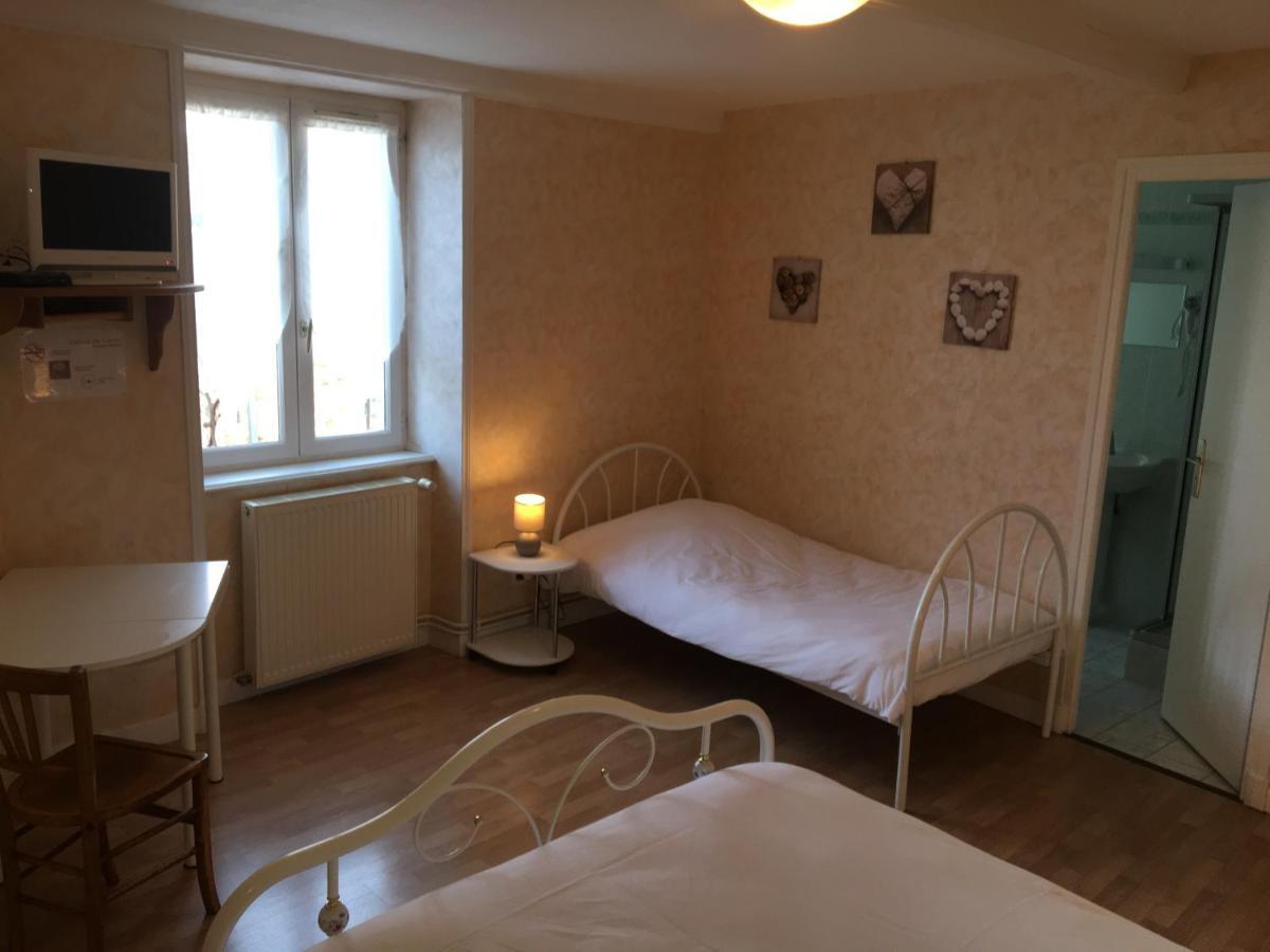 Auberge Des Petits Hotel Saint-Igny-de-Vers ภายนอก รูปภาพ
